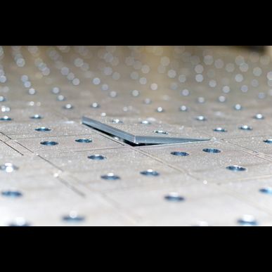 板橋で板金加工を扱う当社の採用情報をご覧ください