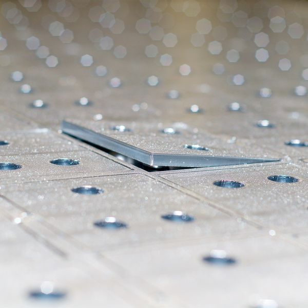 板橋で板金加工を扱う当社の採用情報をご覧ください